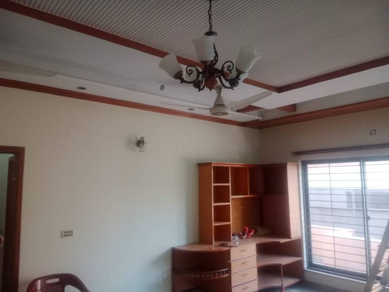 10 Marla Upper Portion For Rent UET Society Near Wapda Town 13