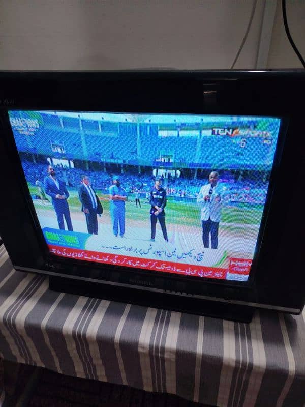 Used Tv in perfect working condition 1