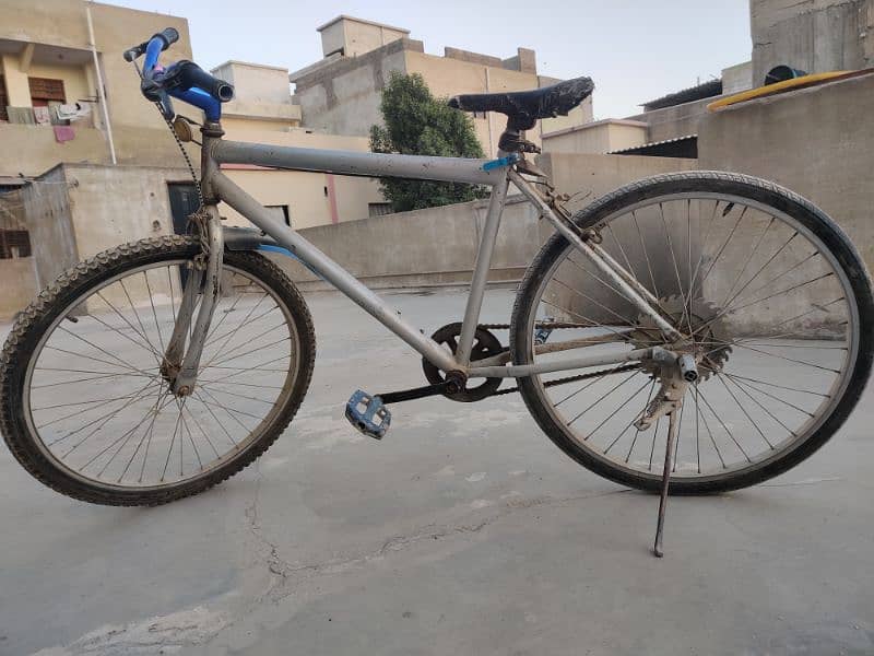 Slightly Used bicycle for sale 0