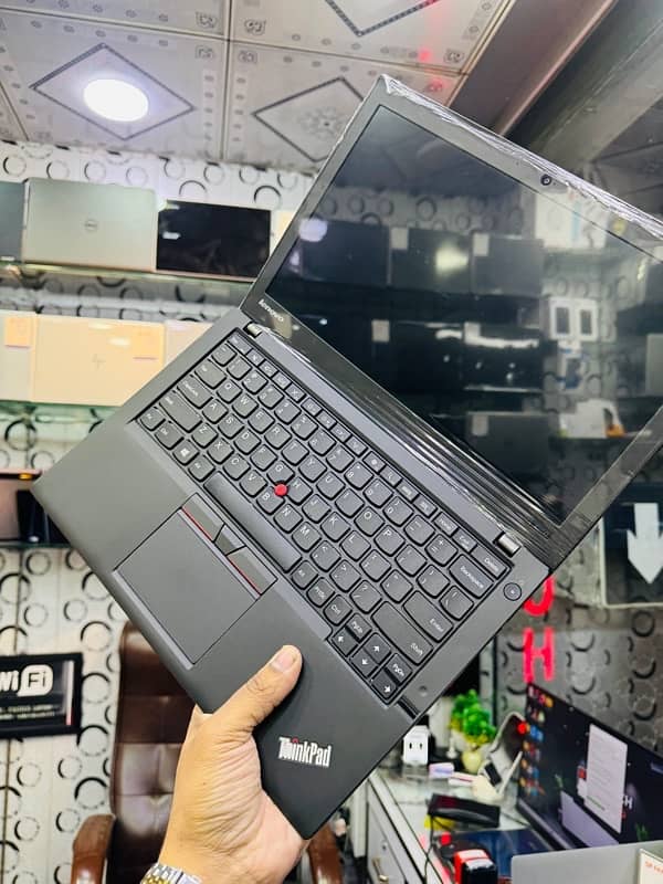 Lenovo Thinkpad X250 i7-5th Generation 1