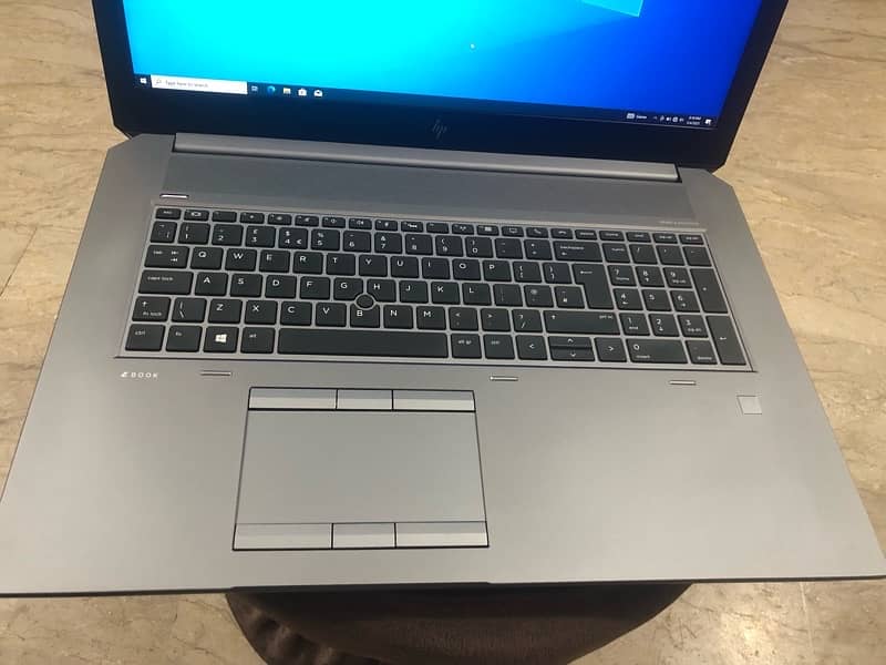 HP ZBook 17 G5 4