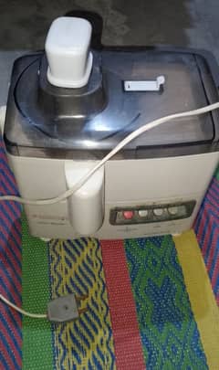 Very good condition Juicier machine for sale