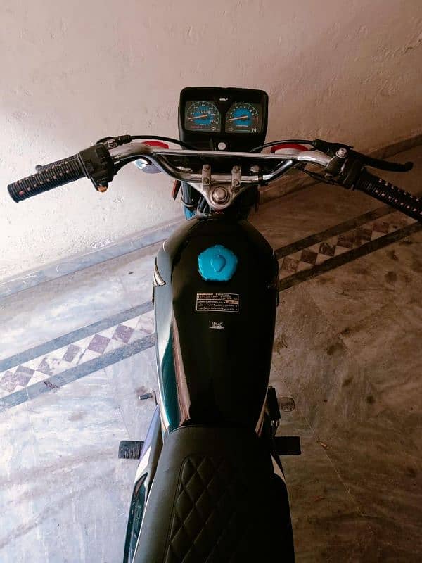 Honda 19/20 model biomatric mojood hai blkul new bike hai koi Kam ni 2