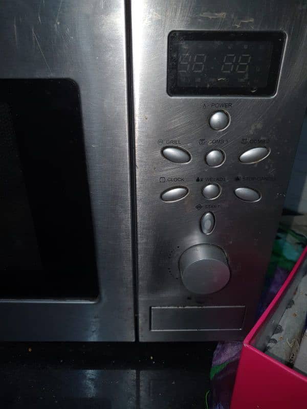 Aran Microwave Oven – Slightly Used, Efficient & Reliable 2