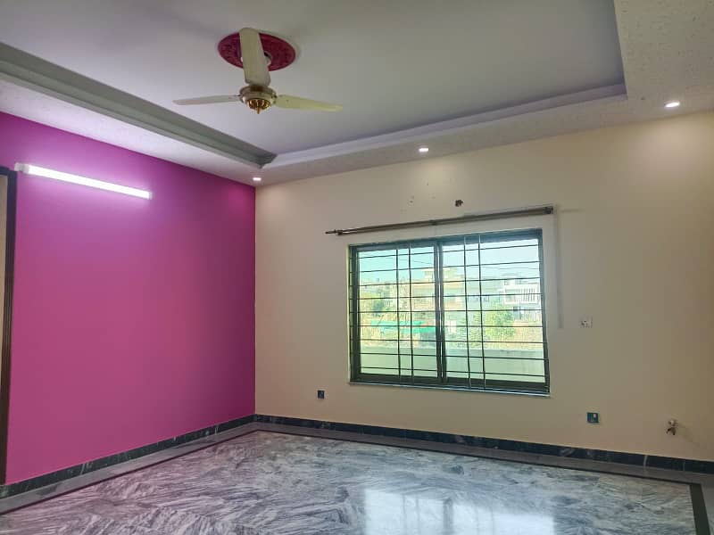 1 Kanal Luxury Upper Portion for Rent in G-15 Islamabad 8