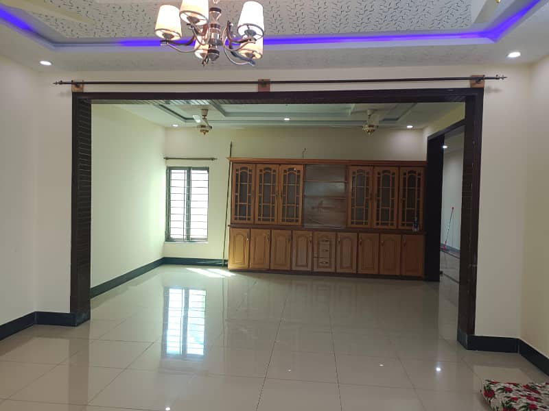 1 Kanal Luxury Upper Portion for Rent in G-15 Islamabad 27