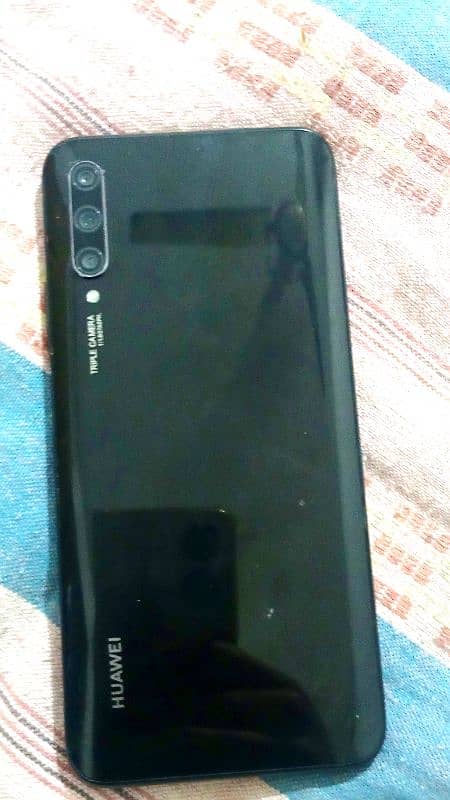 Huawei y9s 6/128 with Original Charger 1