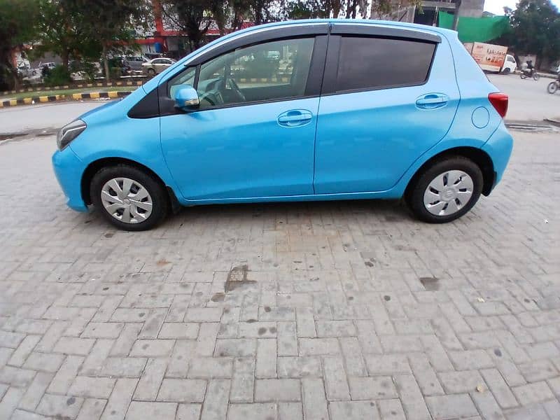 Toyota Vitz 2016 3