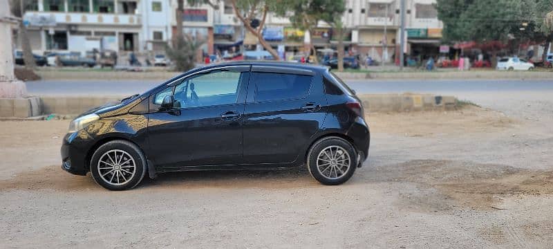 Toyota Vitz 2013 3