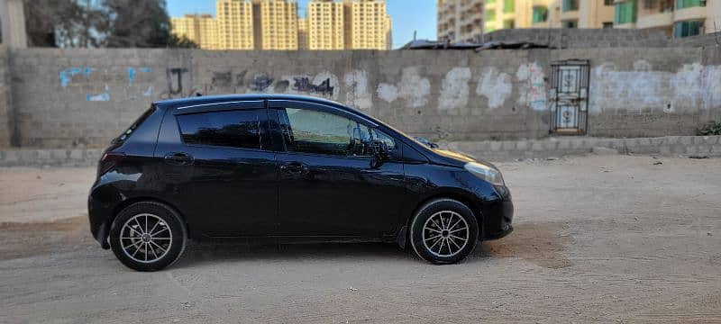 Toyota Vitz 2013 7