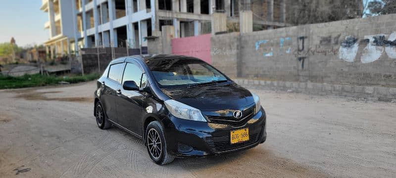 Toyota Vitz 2013 8