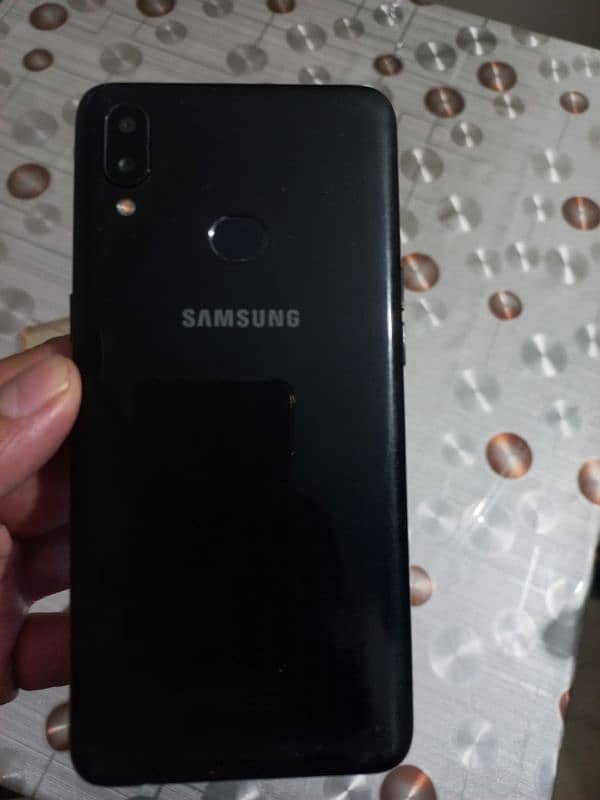 Samsung A10s 2 / 32 gb with box and charger 1