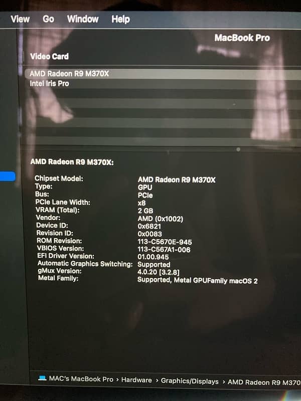 Macbook pro 2015 16inch AMD dual graphic 256ssd 7