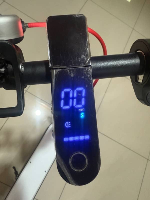 Electric scoty digital speedometer30kmph 4