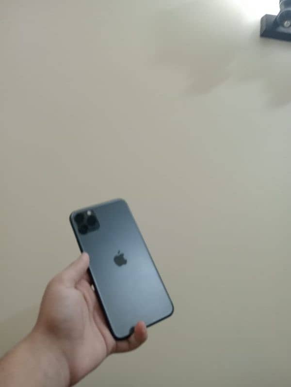 iphone 11 pro max 5