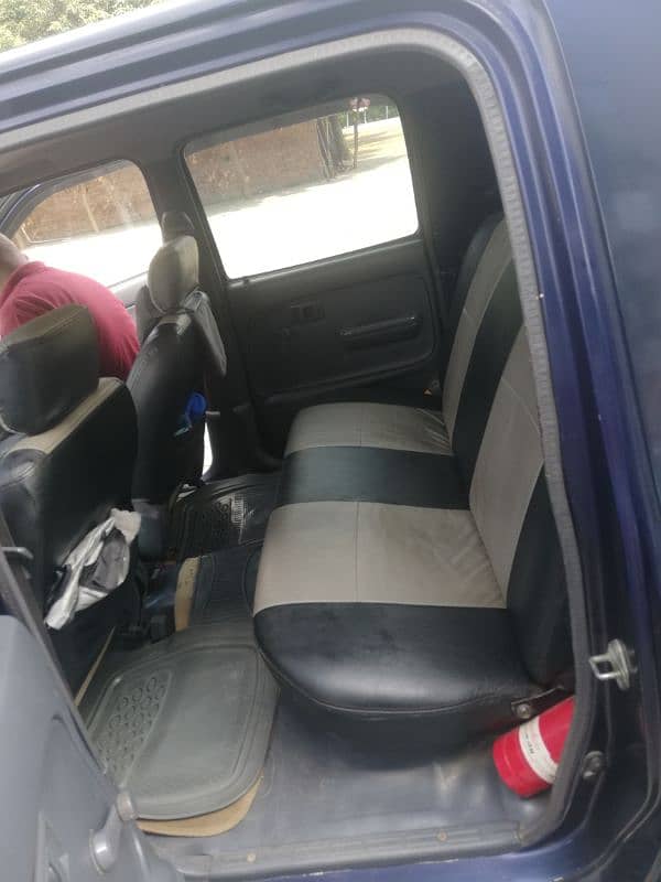 Toyota hilux double cabin 8