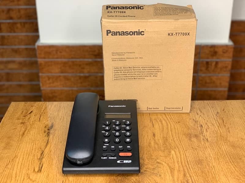 Panasonic KX-T7709X 1