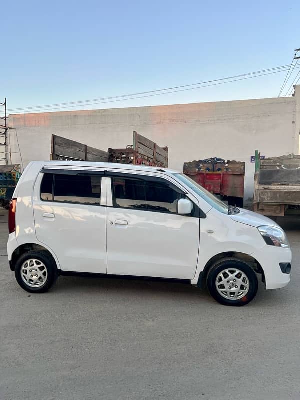 Suzuki Wagon R 2018 1