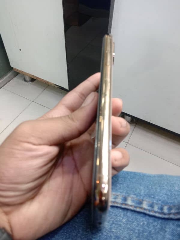 iphone XS 256 gb non pta water pack 1