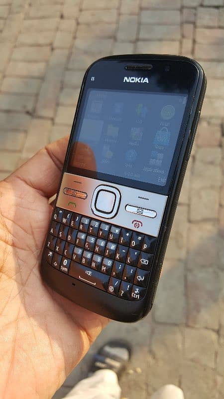 Nokia Symbian E5 0