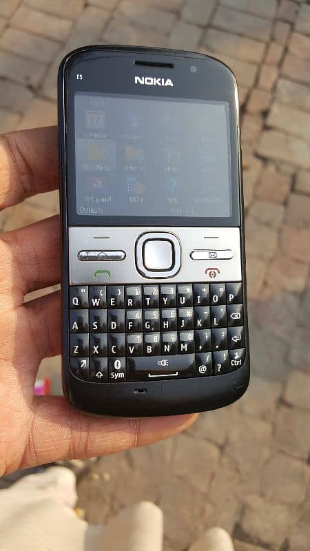 Nokia Symbian E5 1