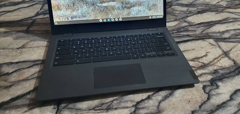 Lenovo chrome book 5