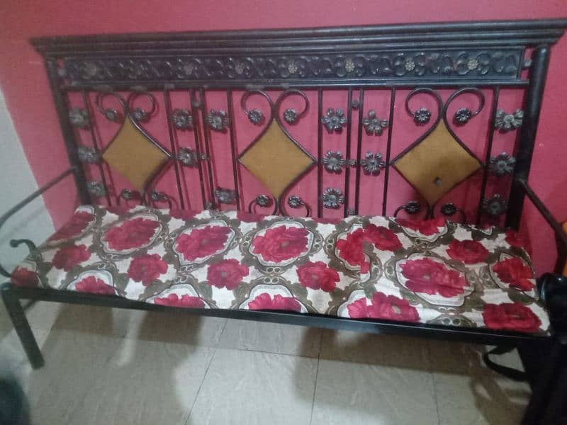 Good condition sofa set 5 seater 0