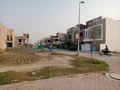 5 Marla Fully Developed Plot in Bahria Orchard Phase 1 - Eastern