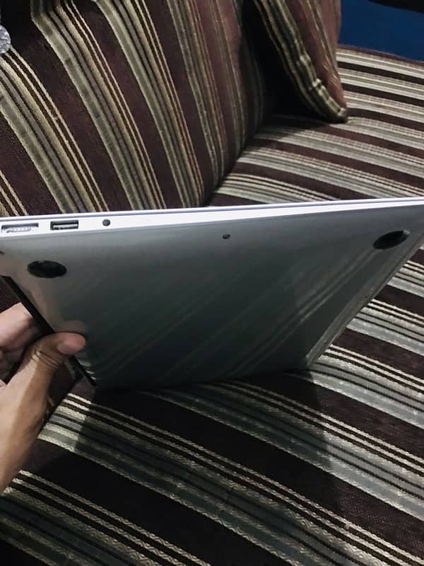 MacBook Air 2015 4