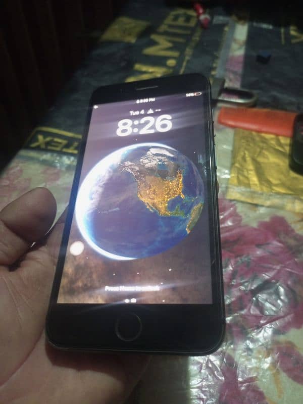 I phone 8 pls 64gp non PTA or 22 pas b hai 11