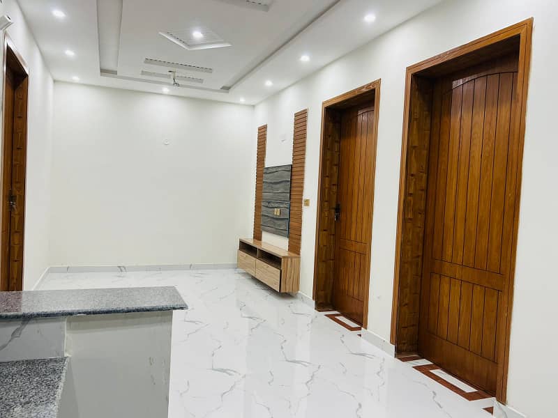 1 KANAL INDEPENDENT HOUSE AVAILABLE FOR RENT IN FOR RENT IN PUNJAB SOCIETY PHASE 2 15