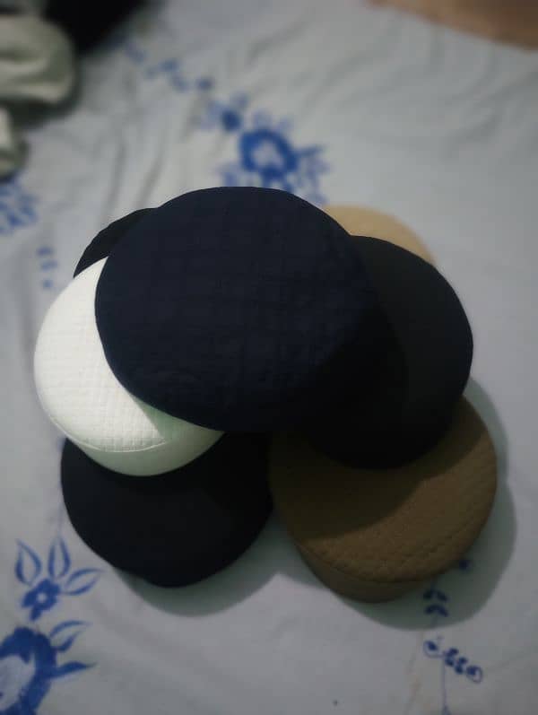 topi/prayer caps 0