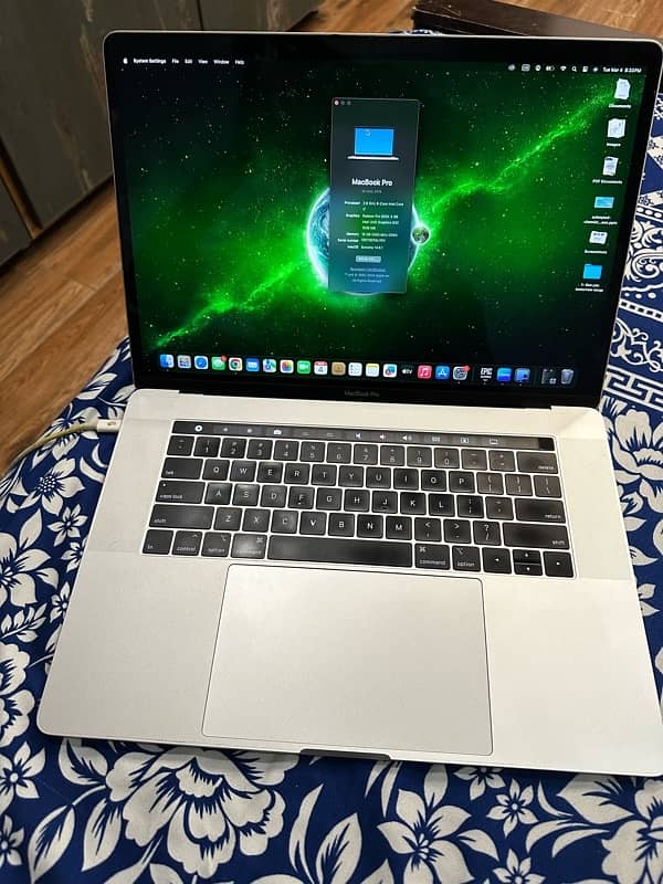 Macbook Pro 2017 (15Inch) 2