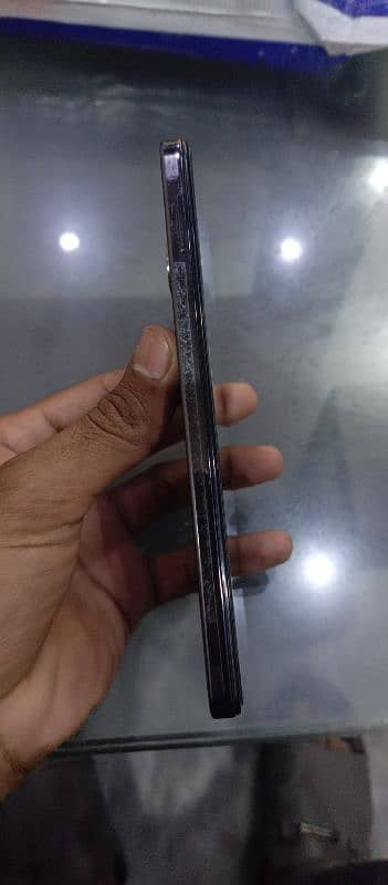 Tecno spark 20 pro 4