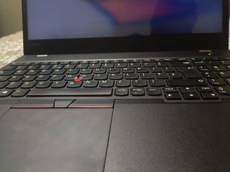 Lenovo ThinkPad P51s 3