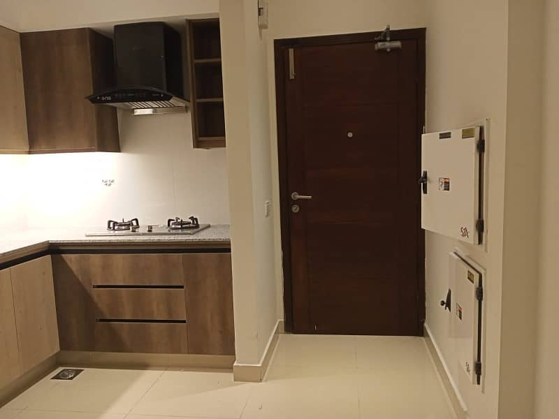 Luxury Un Furnished Studio Apartment Available For Rent Opposite DHA Phase 4 5