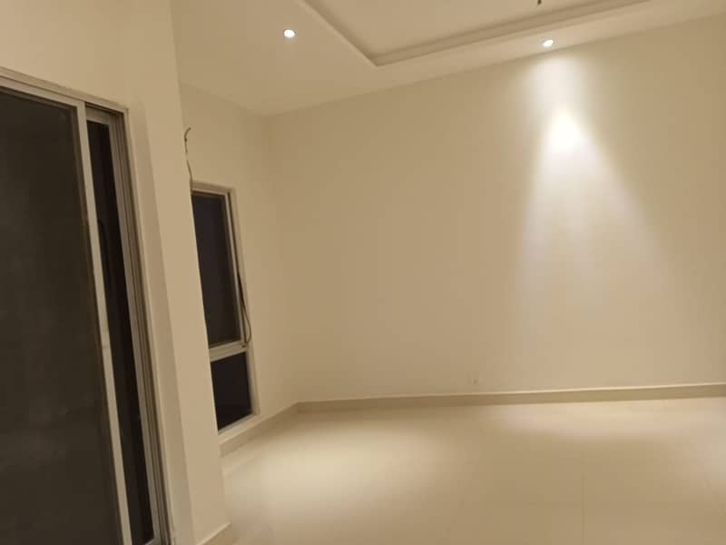 Luxury Un Furnished Studio Apartment Available For Rent Opposite DHA Phase 4 12