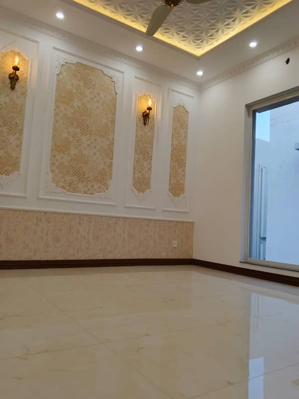 10 Marla House For Sale In Paragon City Lahore 25