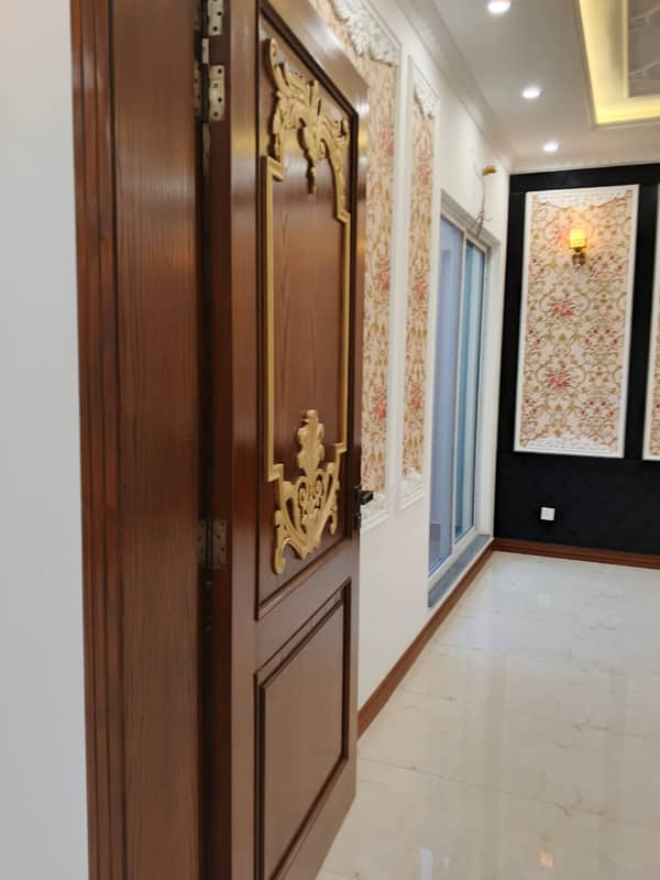 10 Marla House For Sale In Paragon City Lahore 27