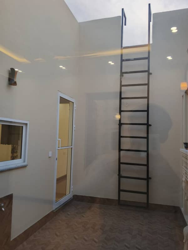 10 Marla House For Sale In Paragon City Lahore 30