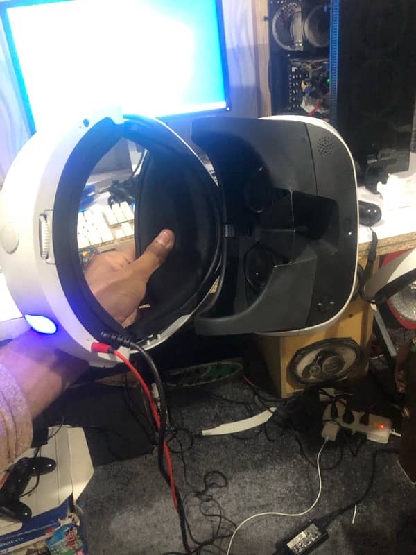 ps4vr latest modle yani VR2 1