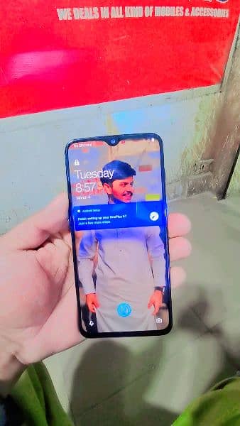 one plus 6T best for pubg 8GB ram 128GB Mamry Screen Finger 0