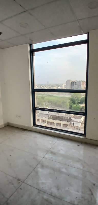 Brand New 2295 Square Feet Office Space Available For Rent In Gulberg Grand Square Mall, Lahore. 3