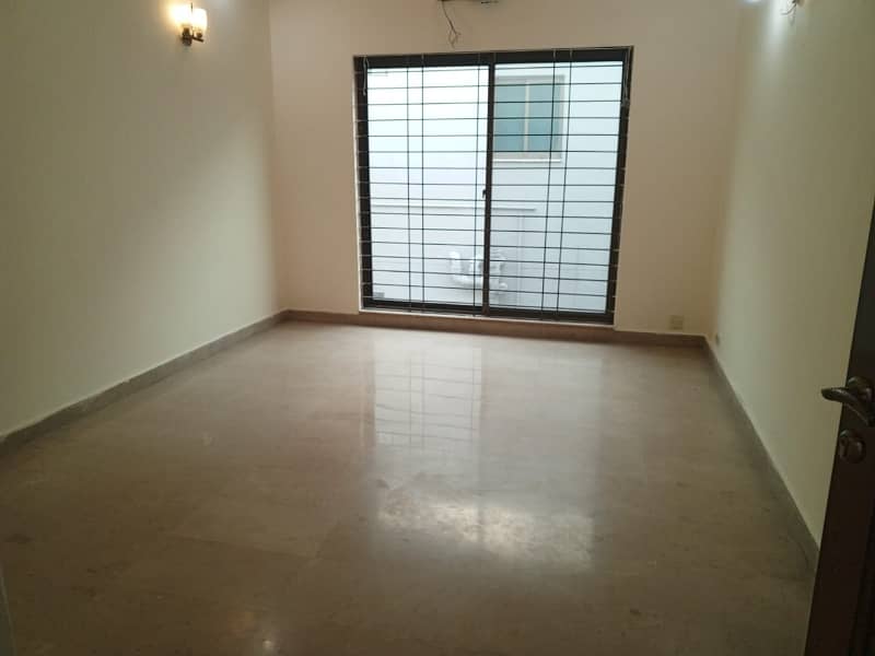 DHA phase 1 kanal upper portion for rent 5