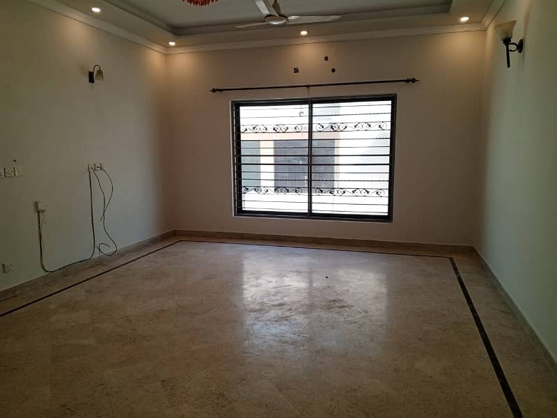 DHA phase 1 kanal upper portion for rent 10