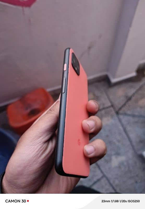 Google pixel 4 camera phone, Snapdragon, 6/64GB  - exchange possible 3