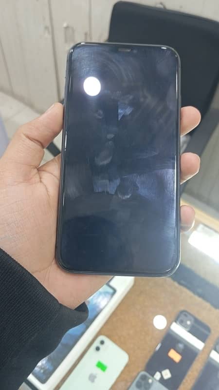 Iphone 11 - 64gb - Factory unlocked 1