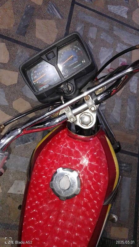 Honda 125 2009 03004894634 11