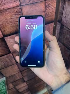 iphone 11 64gb jv urgent sale