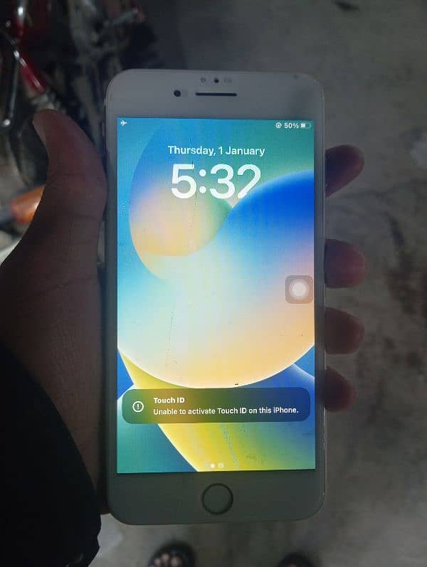 Iphone 8 plus 64gb non pta bus touch nahi chalta 03078394290 3